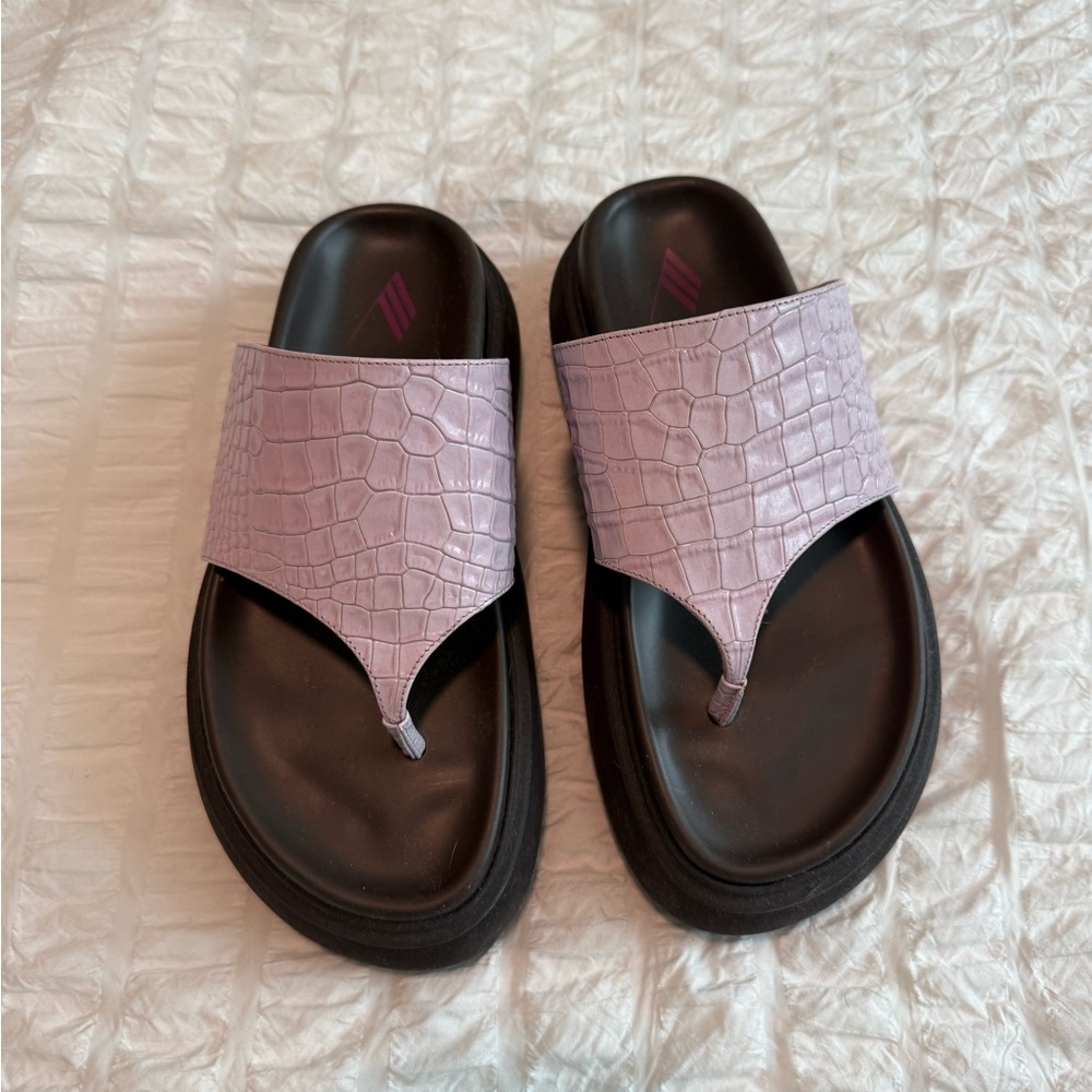 The Attico Lilac Croc-Embossed Leather Thong Sandals with Black Soles